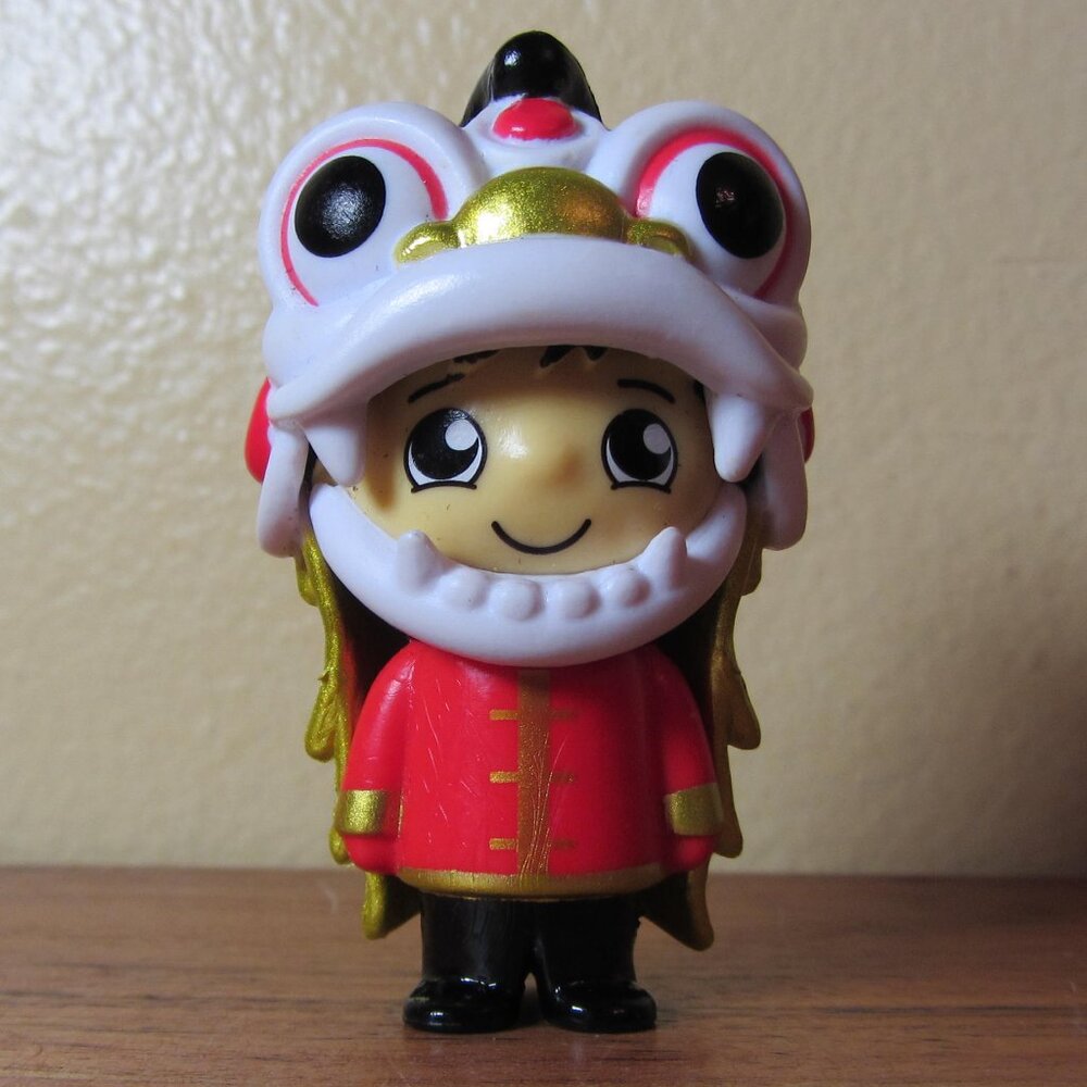 5 for $25 Ryan’s World Mini figure world tour China ryan dragon costume (W5259)